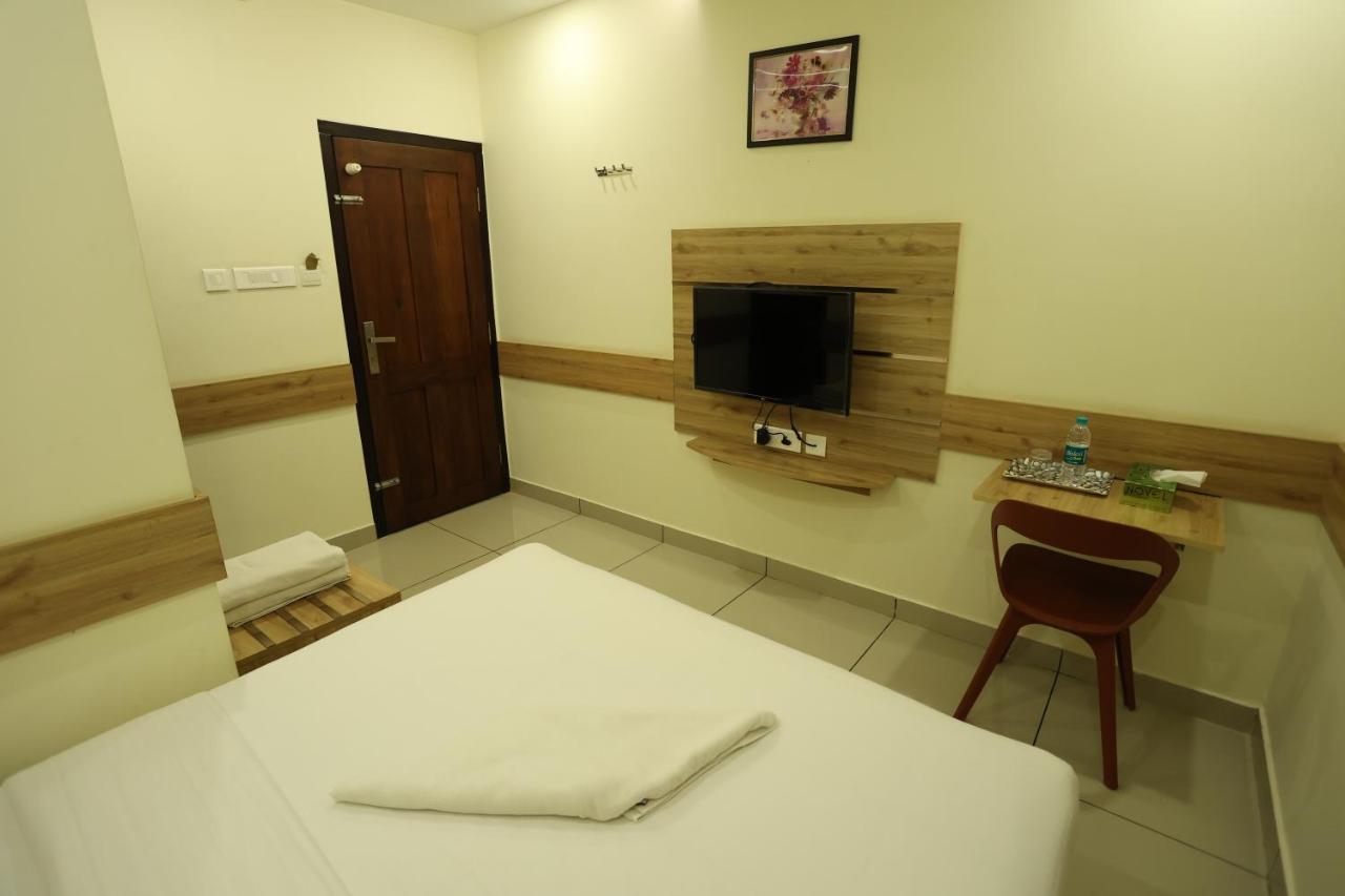 Balaji Regency Kanhangad Kannangad المظهر الخارجي الصورة