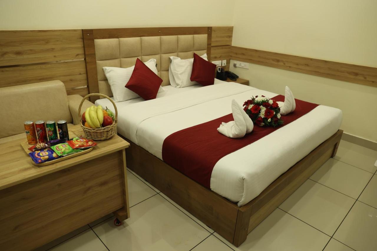 Balaji Regency Kanhangad Kannangad المظهر الخارجي الصورة