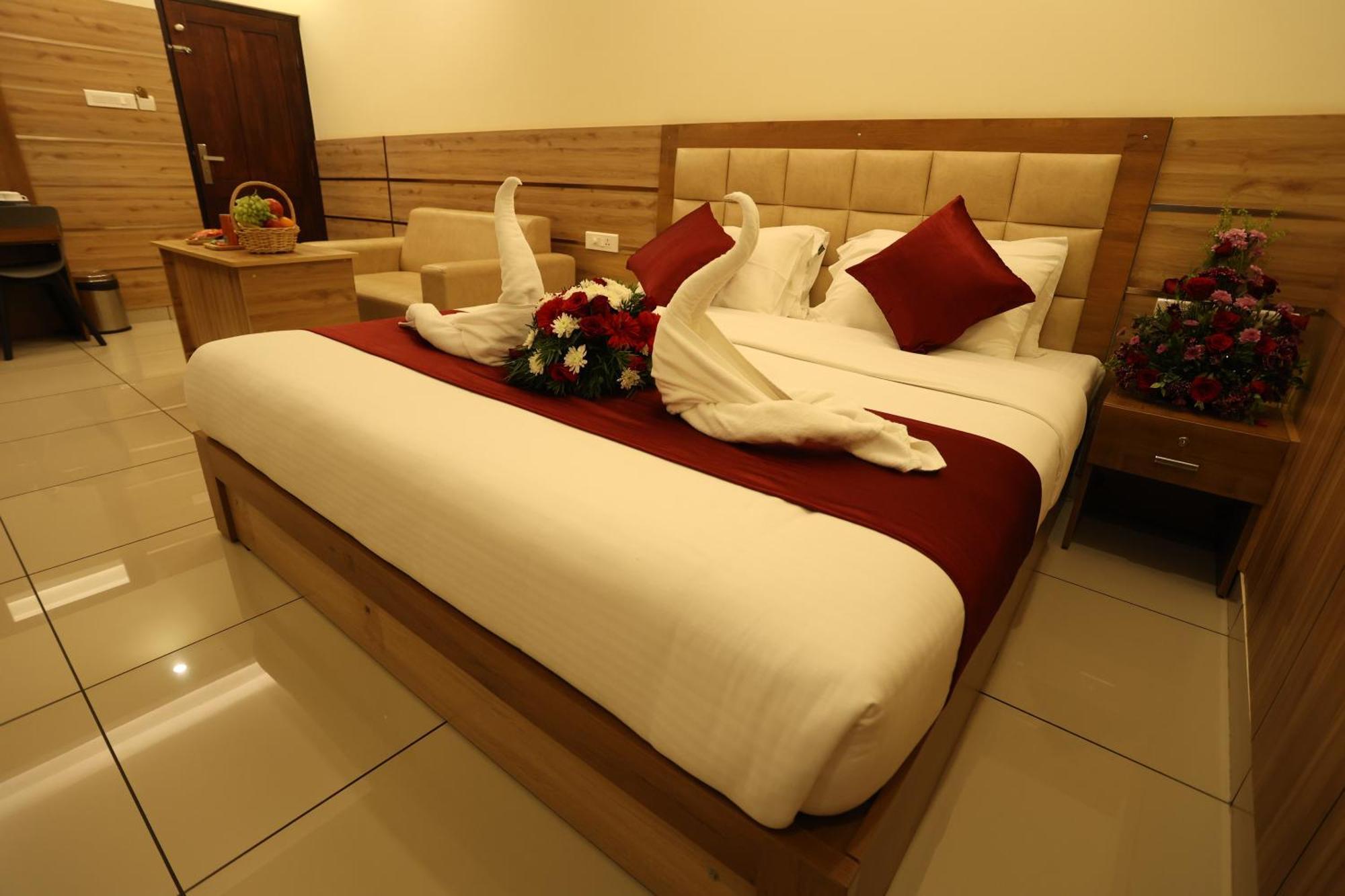 Balaji Regency Kanhangad Kannangad المظهر الخارجي الصورة