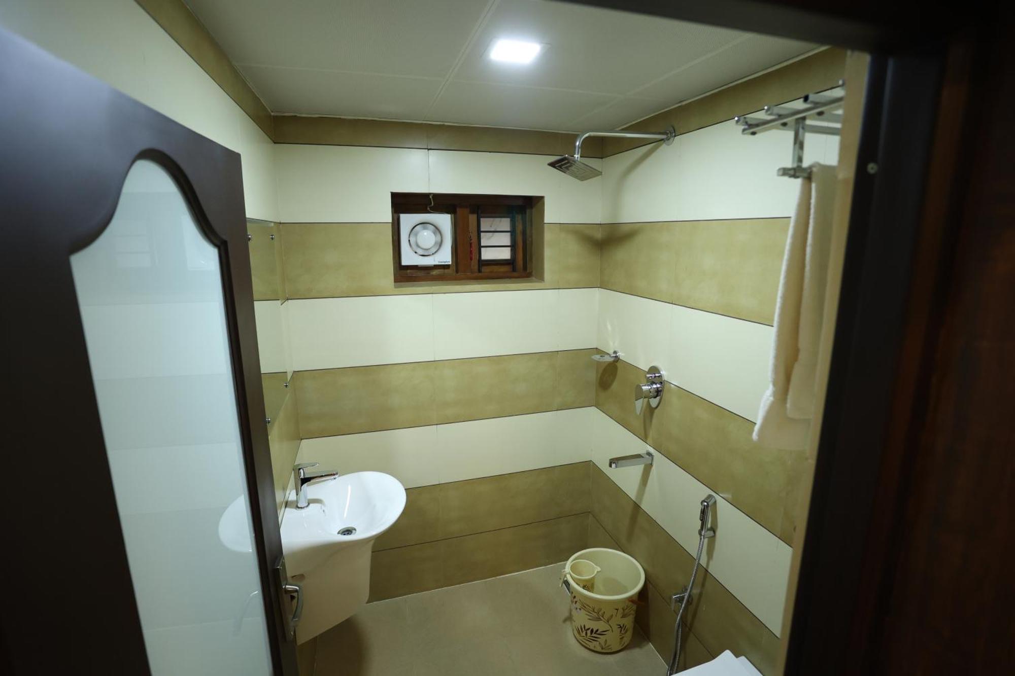 Balaji Regency Kanhangad Kannangad المظهر الخارجي الصورة
