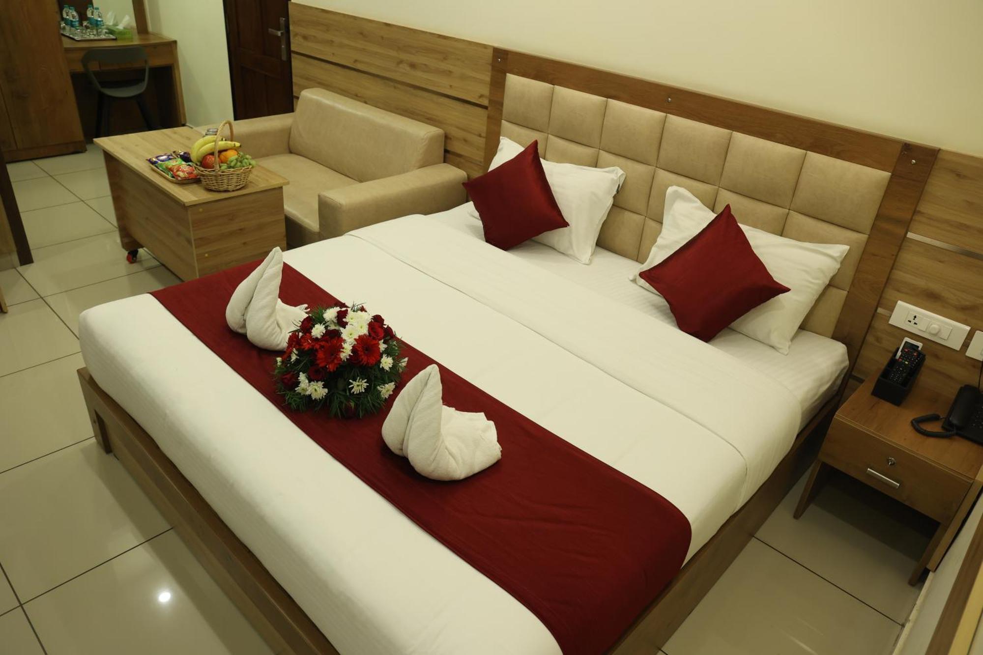 Balaji Regency Kanhangad Kannangad المظهر الخارجي الصورة