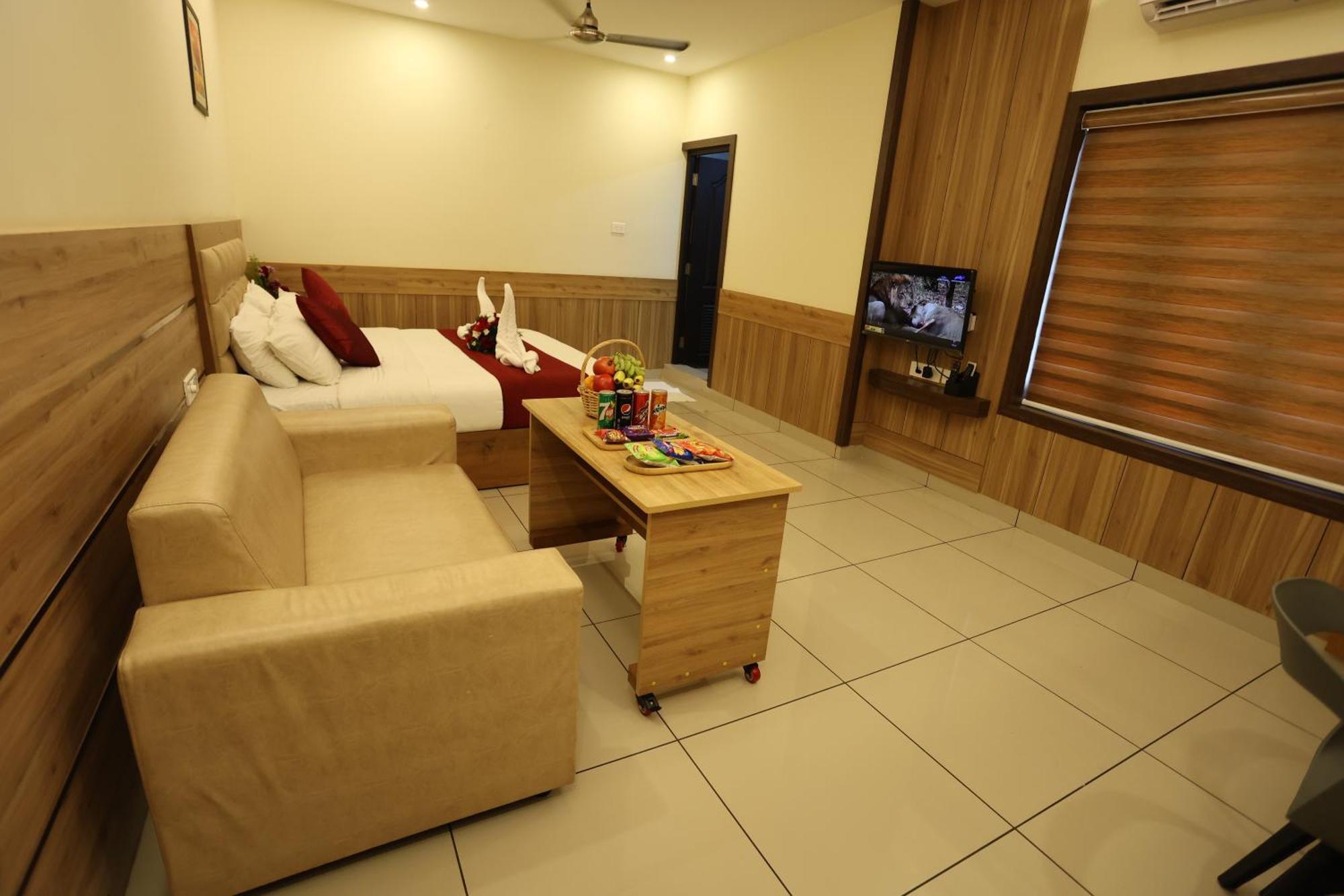Balaji Regency Kanhangad Kannangad المظهر الخارجي الصورة